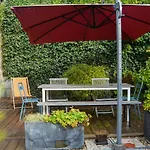 Hébergement de vacances La Aussière, Maison Avec Jardin à 500m De La Pour 4 à 6 Pers *
