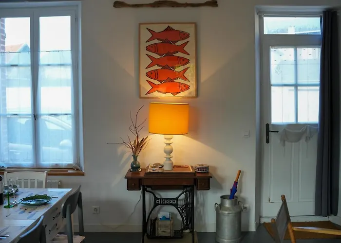 La Aussière, Maison Avec Jardin à 500m De La Pour 4 à 6 Pers Hébergement de vacances